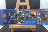 Niederlande KMS 1 Cent bis 2 Euro 2002 Kursmünzensatz + Medaille, Dag van de Munt stgl., bfr.